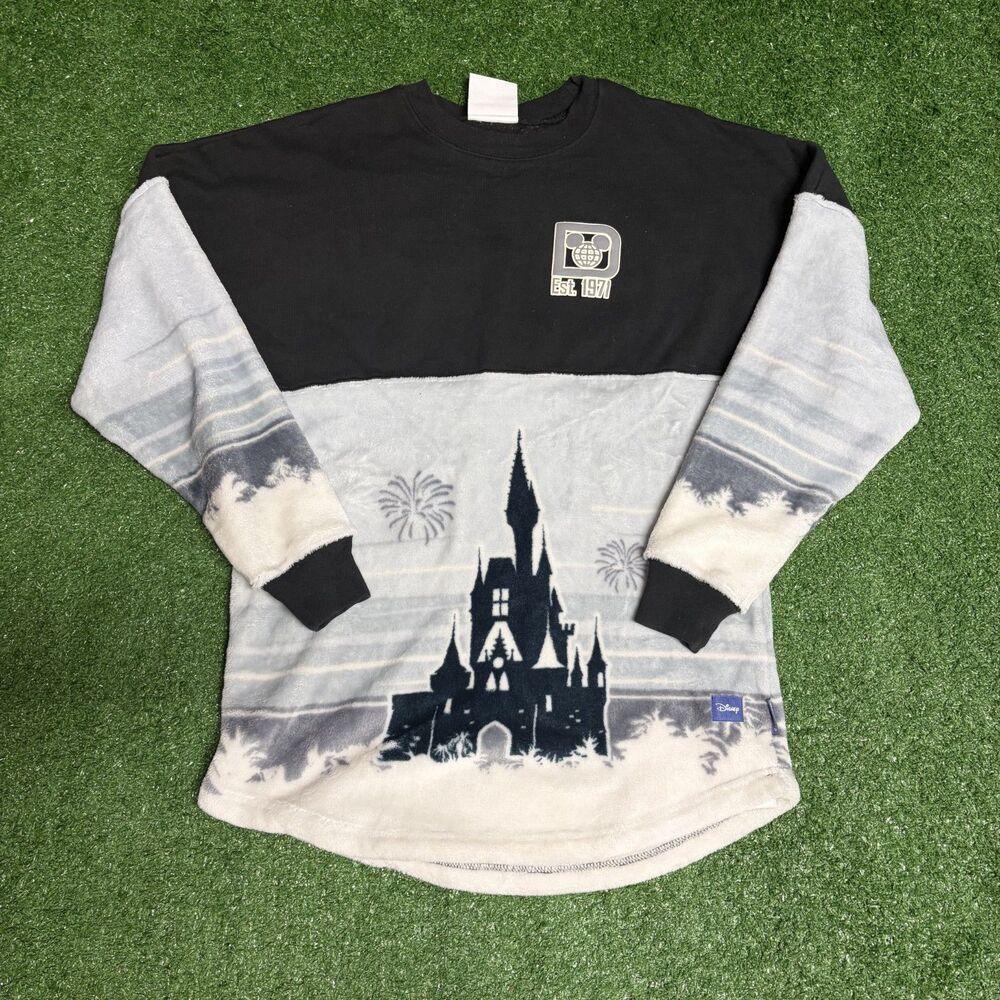 Disney World Cinderella Castle Sherpa Fleece Spirit Jersey Women’s Small White